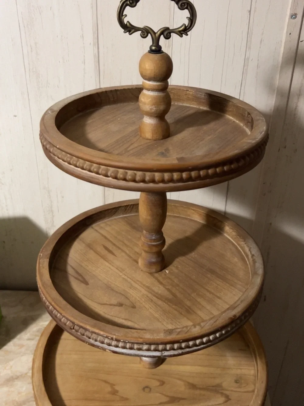 N/A elegant wooden